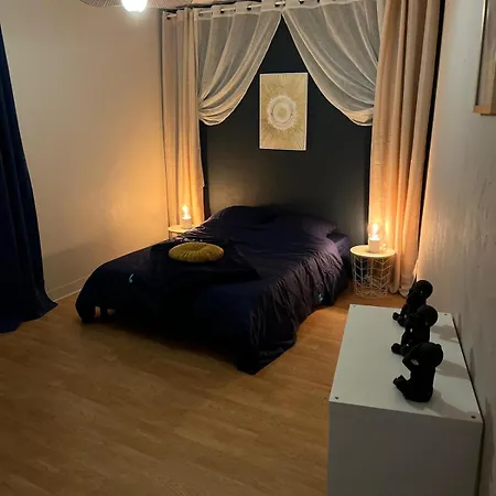 Maisonnette Cosy Cote Foret Villiers-sous-Grez Buitenkant foto