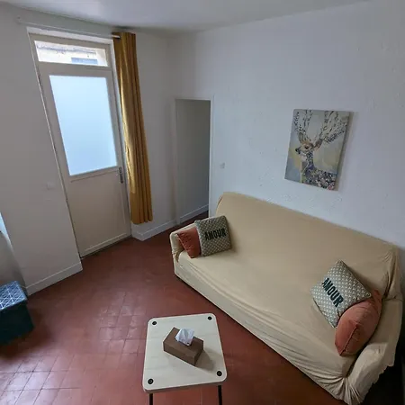 Maisonnette Cosy Cote Foret Villiers-sous-Grez Buitenkant foto