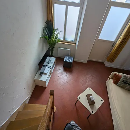 Maisonnette Cosy Cote Foret Villiers-sous-Grez Buitenkant foto